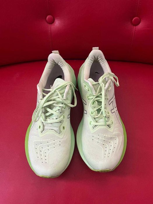 ASICS Novablast 4 - Mărimea 46.5