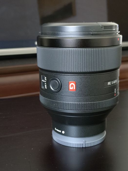 Obiectiv Sony FE 85mm F1.4 GM