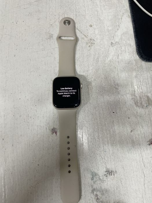 Apple Watch SE 2 44mm