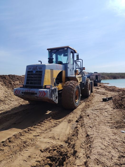 Погрузчик 3х кубовый