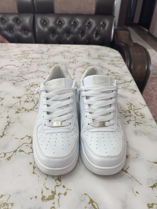 Nike White Youth Air Force 1 Trainers
