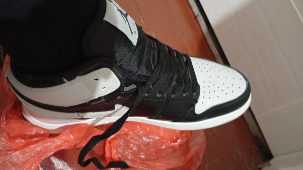 Кроссовки мужские