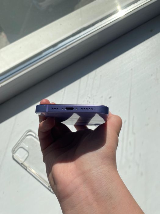 iphone 12 в самом идиалном состояни