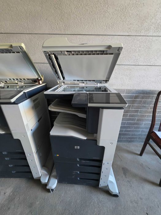 Hp Rangli va Oqqora 3 tasiga 200 dollar Zapchastka yoki qartib olasila