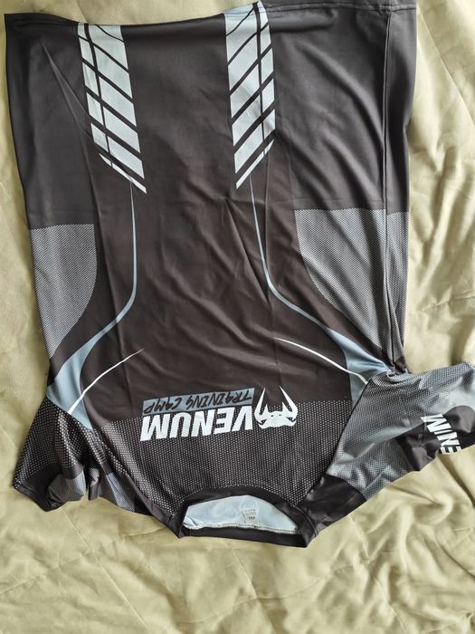 Рашгард Venom новый