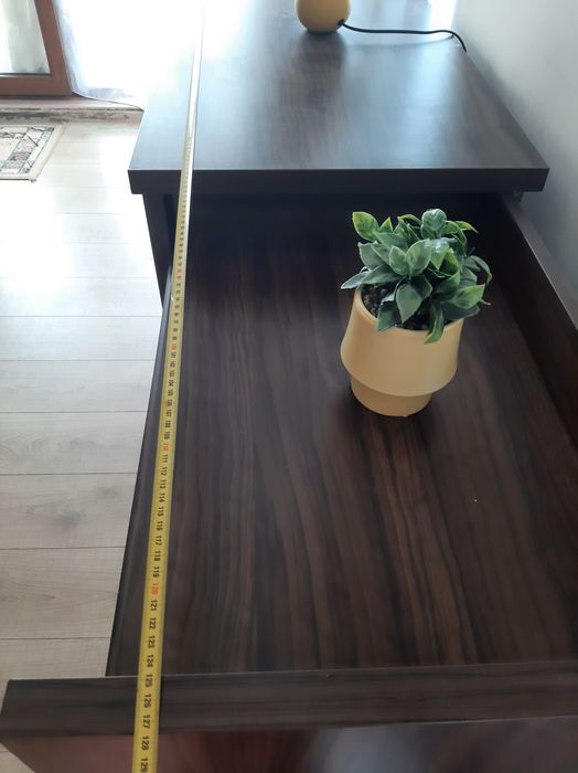 Дизайнерски шкаф от ПДЧ 18 и 30 мм и МДФ с плъзгане и с чекмеджета