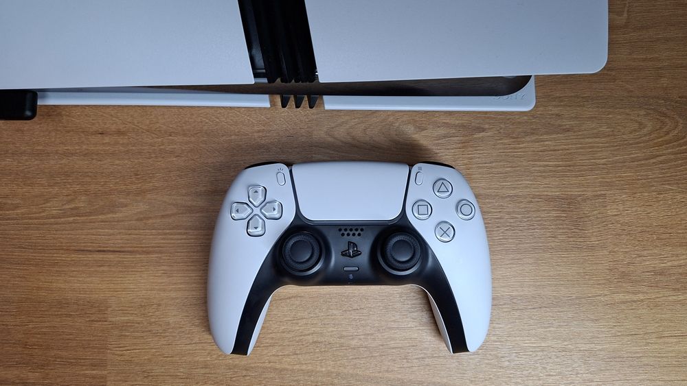 PlayStation 5 PRO 2 Tb ca nou