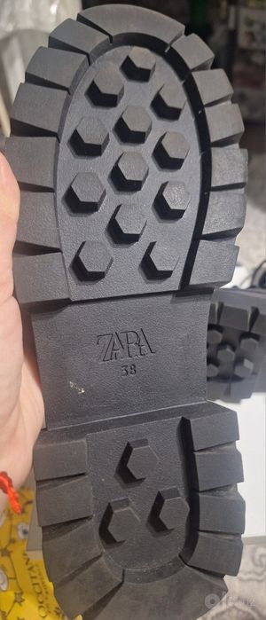 Ботинки ZARA 38 раз