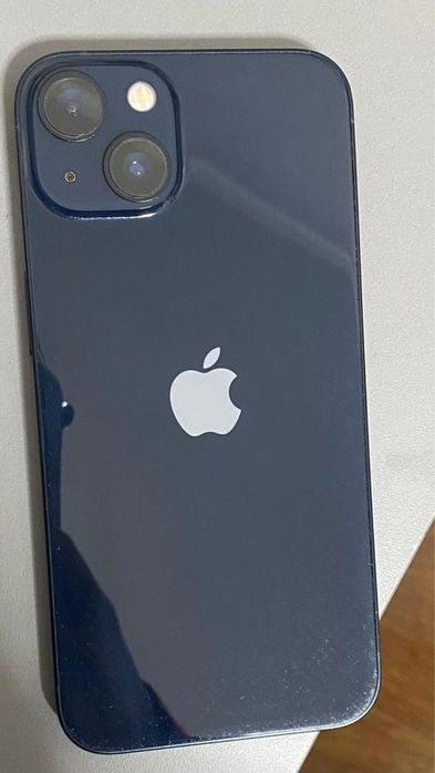 Айфон 13 в идеальном состояние