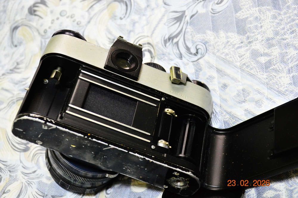 o'zbek tilini bilmayman -  фотоаппарат зенит (читайте описание)