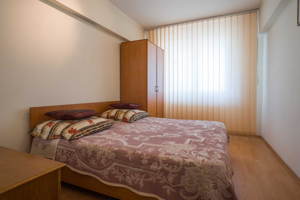 Apartament 3 camere 72 mp, foarte aproape de Calea Rahovei (intersectie Sos. Alexandriei cu Margeanului) – bloc reabilitat – direct proprietar