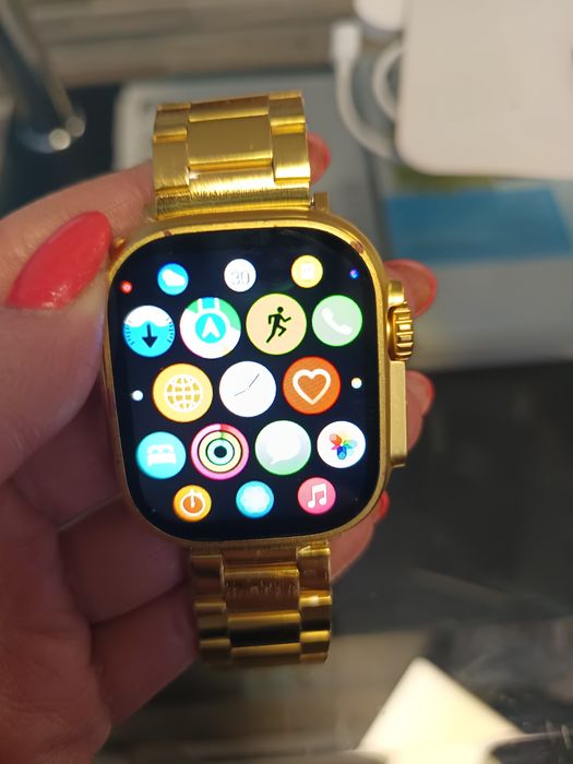 Златист Смарт Часовник  Apple Watch Ultra