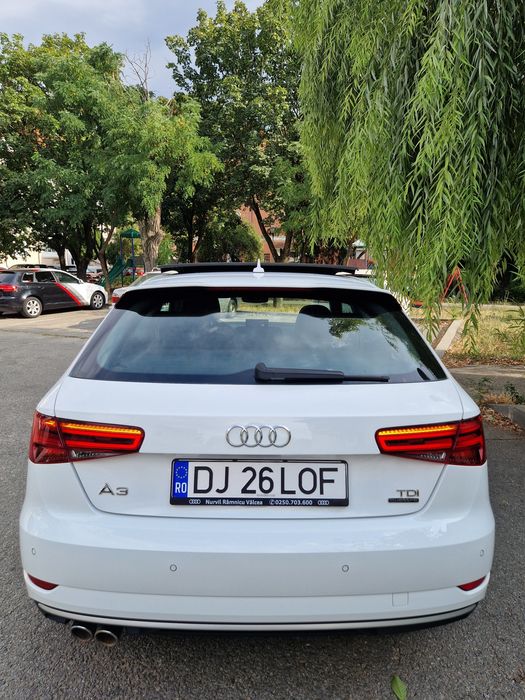 Audi A3 4x4, 184CP, 2000 diesel,Quattro, automat, trapa panoramica