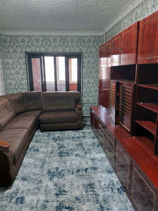 2х комнатная с мебелью и техникой в 10 микрорайоне (молочка)