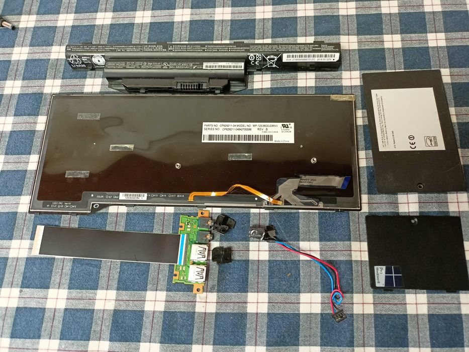 Carcasa module Fujitsu LifeBook E736