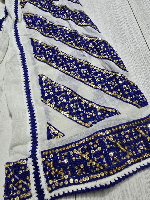 ie tradițională ,Costum Național