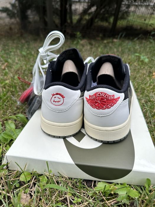 AIR JORDAN 1 LOW OG WMNS Travis Scott - olive