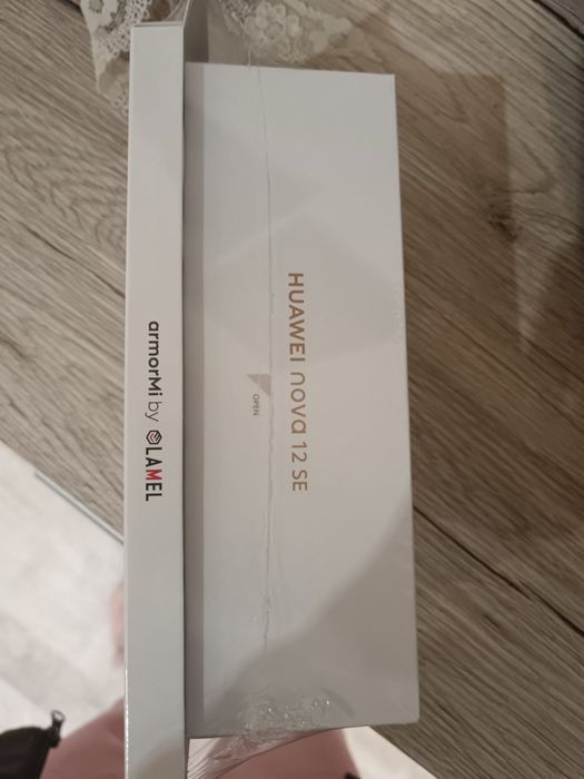 Huawei Nova 12 SE - чисто нов и с 2 години гаранция