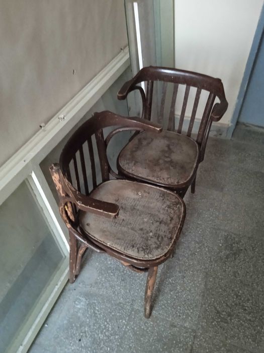 Виенски столове30 лева