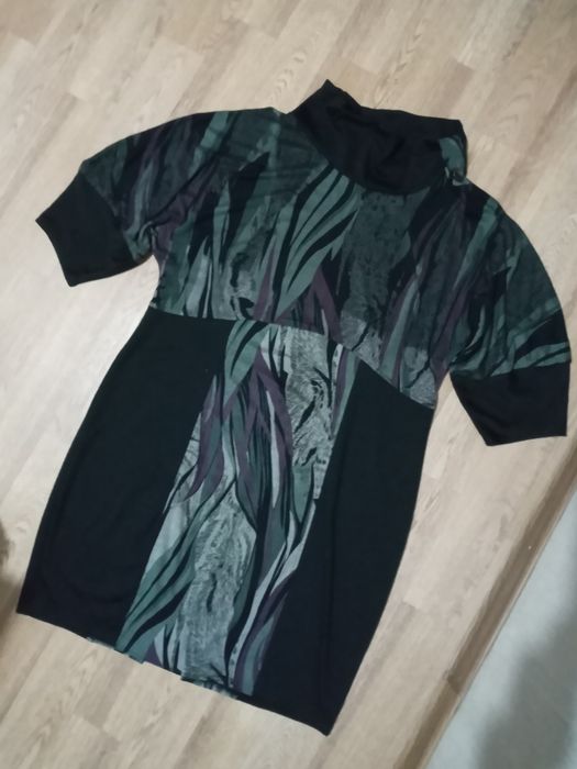 Женская одежда .