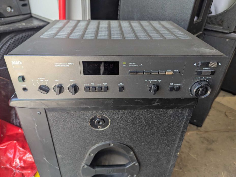 NAD 7240PE Stereo Receiver
