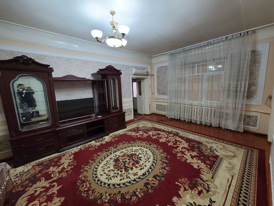 Фаргона шахар Капитал банк олдида 4сотихлик ховли уй ижара берилади