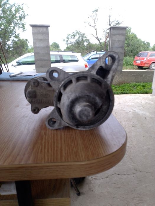 Vînd electromotor Ford focus 18