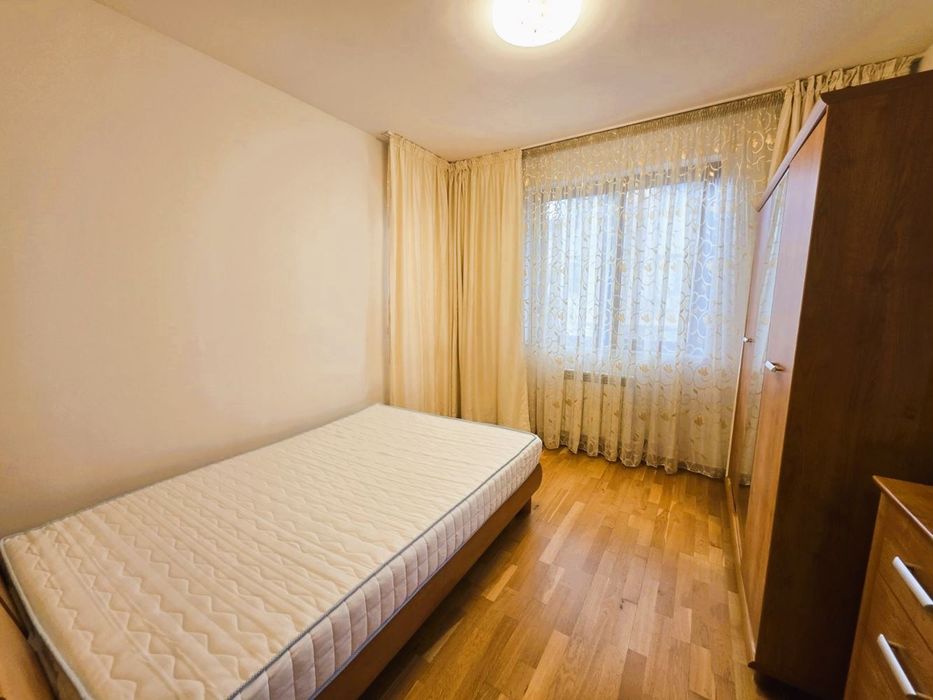 3-стаен в София-Младост 1 площ 85 цена 800