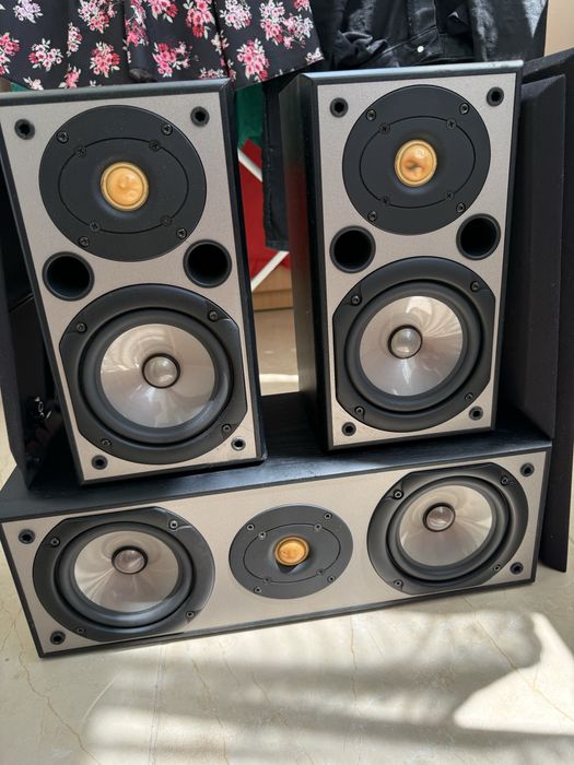 Yamaha NS-C200 NS-90 Колони и център