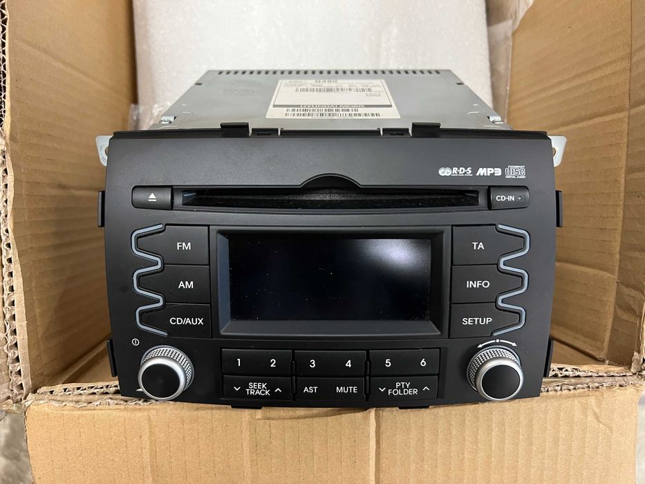 Оригинален радио/CD player за Kia Sorento II