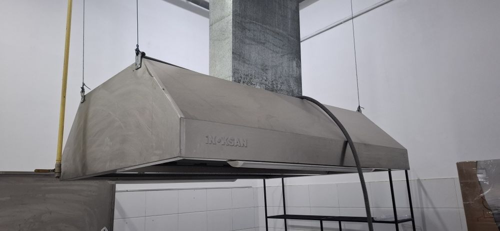 Продаётся вытяжной зонт