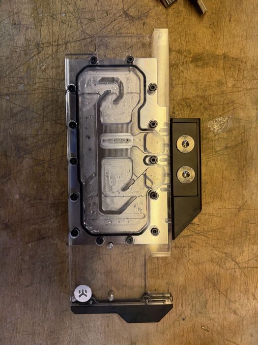 Waterblock RTX 2080TI EKWB