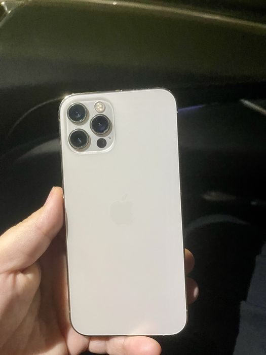 Iphone 12 pro sotiladi