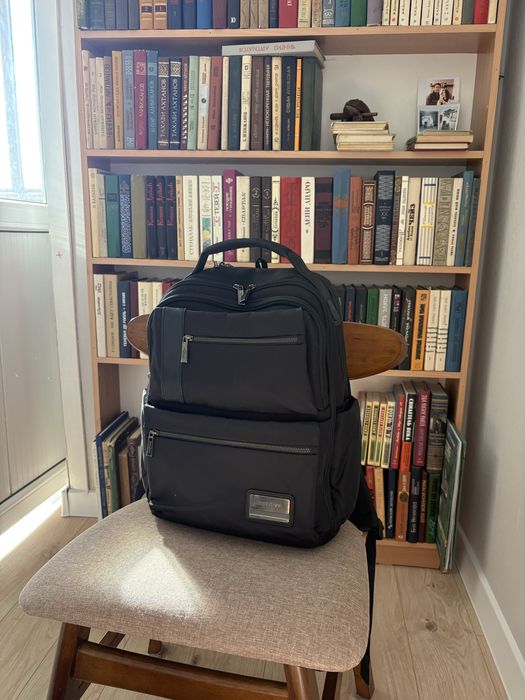Продам рюкзак Samsonite