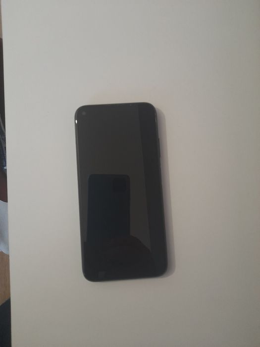 Vând telefon Huawei P40 lite