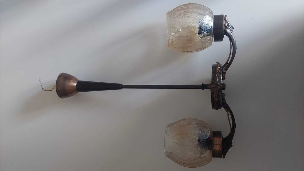 Lustra bucatarie / dormitor - 2 becuri ( doua abajururi sticla )