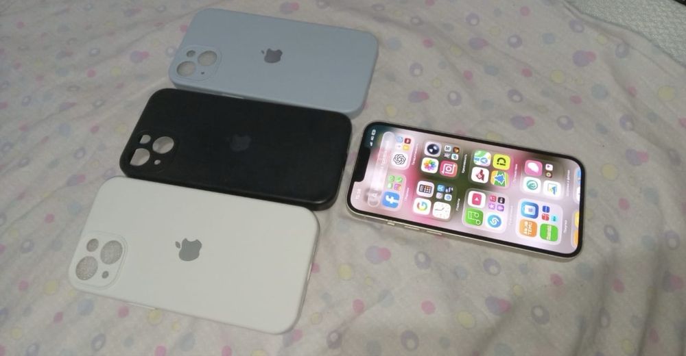 Apple iPhone 13 , 128Gb, белый