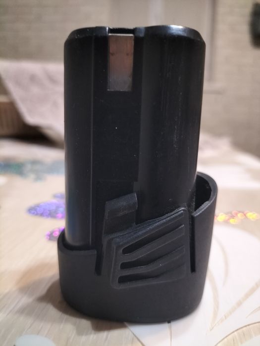 Аккумулятор батарейка на шуруповёрт DWT