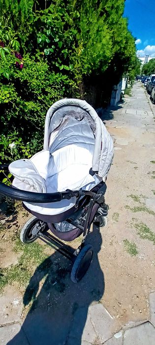 Бебешка количка Chipolino stella