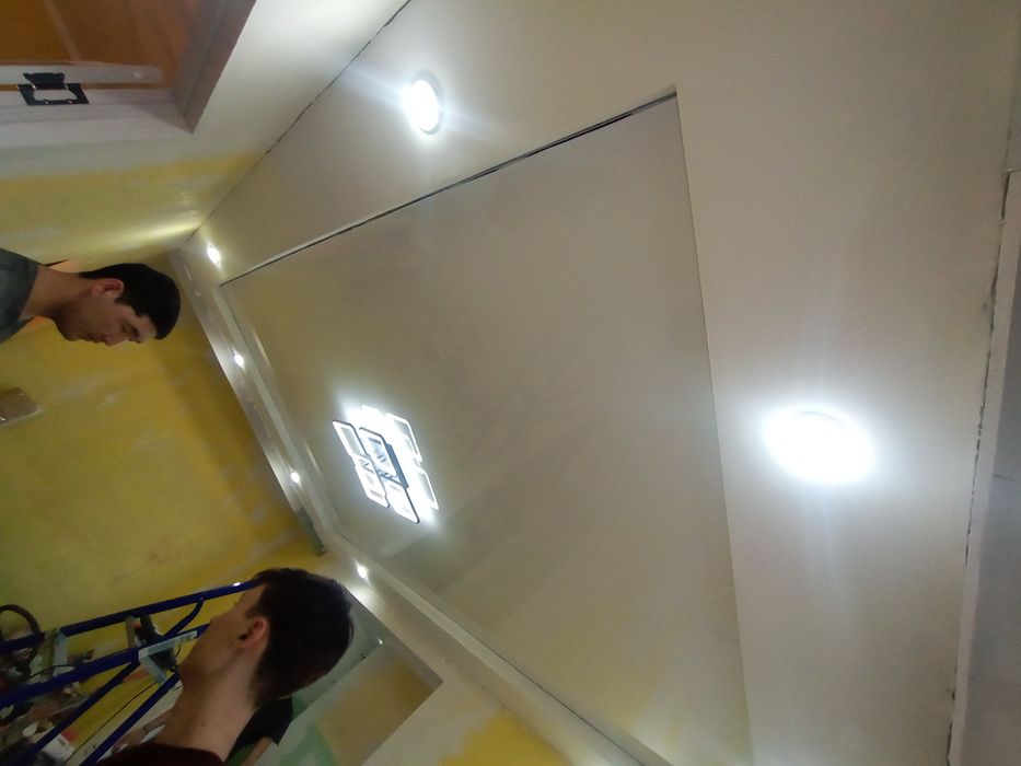 Натяжные потолки 1300