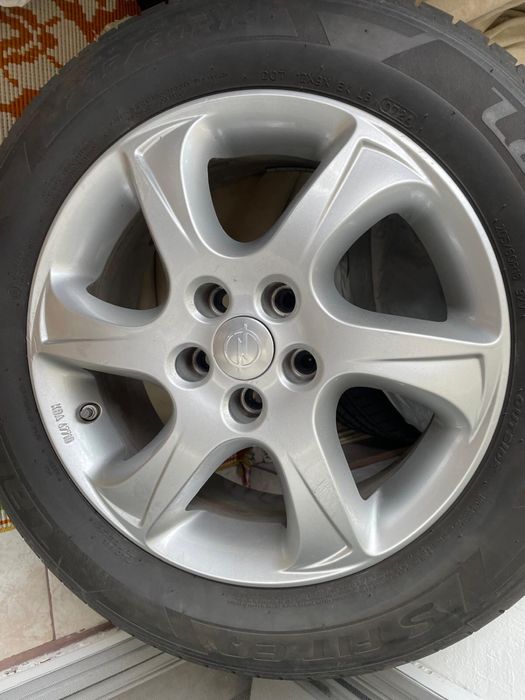 Jante R16 cu senzori presiune + caucicuri Laufenn 205/60 R16
