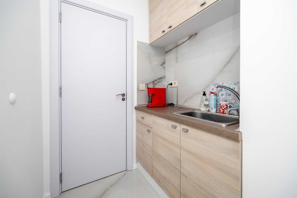 Продава се Магазин в София, Манастирски ливади - 233 кв.м за 9 €/кв.м - Снимка #9