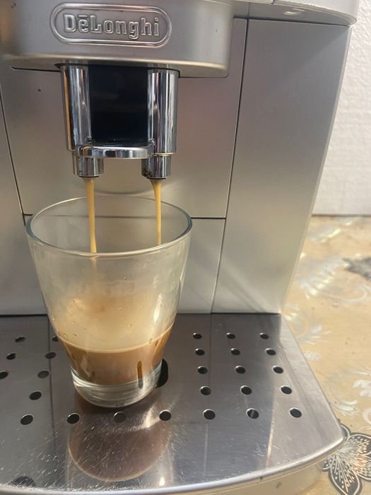 Espresor cafea DeLonghi magnifica S plus