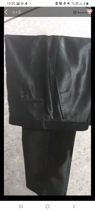 Продам мужской костюм