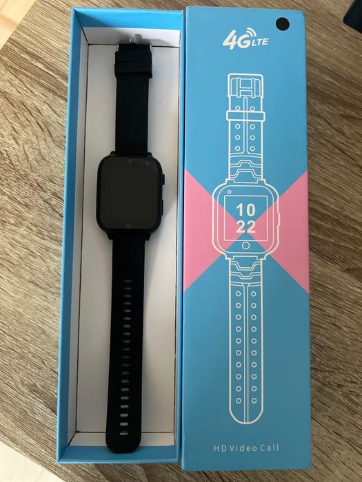 Smart watch in cutie