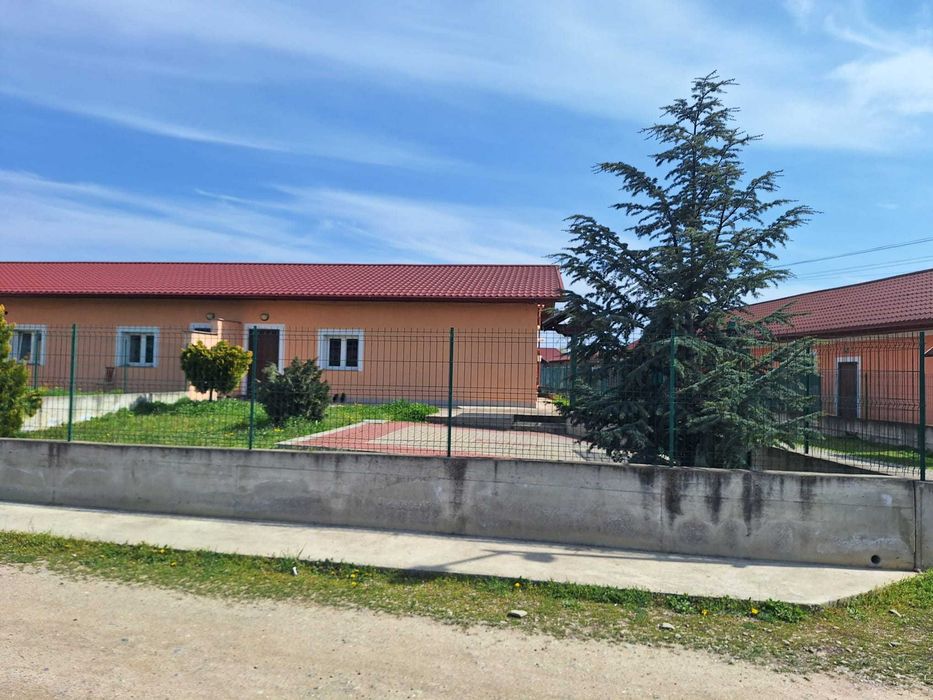 Apartament 2 camere parter cu curte proprie
