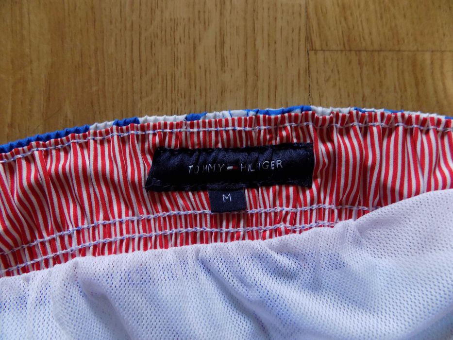 къси панталони tommy hilfiger шорти гащета бански плажни оригинални мъжки M