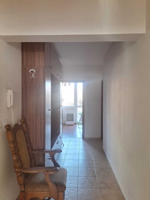 Дава се под наем Тристаен апартамент в Варна, Автогара - 90 кв.м за 561 € - Снимка #8