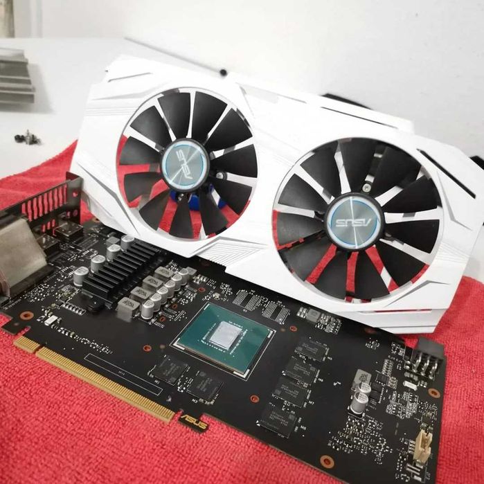 Mentenanță pentru PC-uri, laptopuri, imprimante, hardware și software