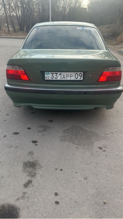 Продоется BMW e38